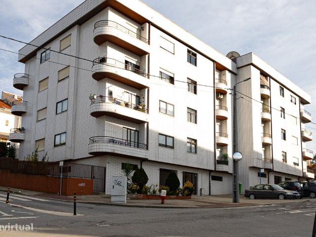 Apartamento alugar em Porto, Barreiros
