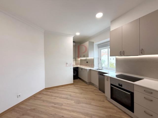 Apartamento venda em Bairro Janeiro, Amadora