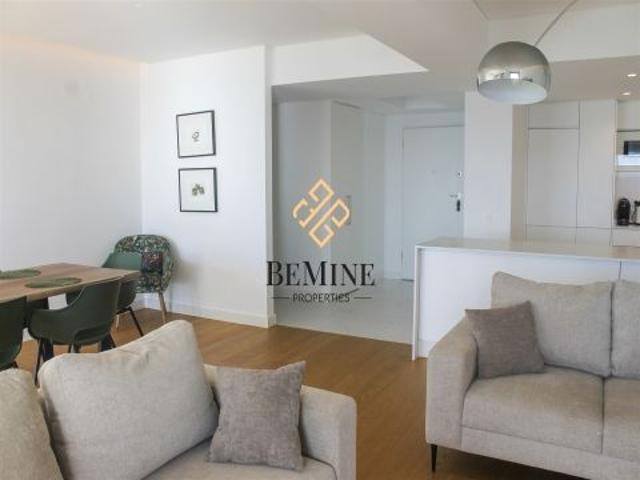 Apartamento alugar em Poço Barral, Funchal