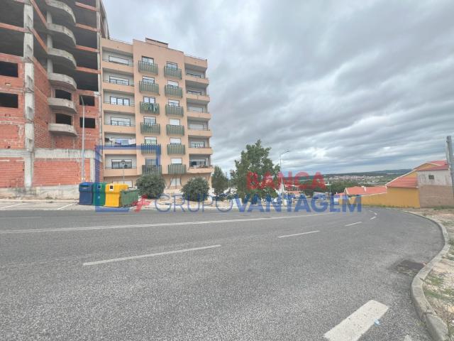 Apartamento venda em Alenquer (Santo Estêvão e Triana), Alenquer