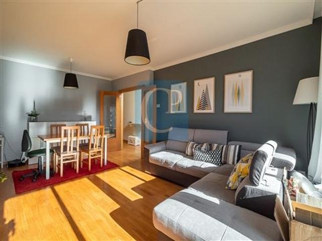 Apartamento alugar em Conjunto Urbano da Ribeira, Porto