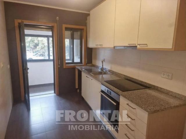 Apartamento alugar em Senhora da Penha, Porto