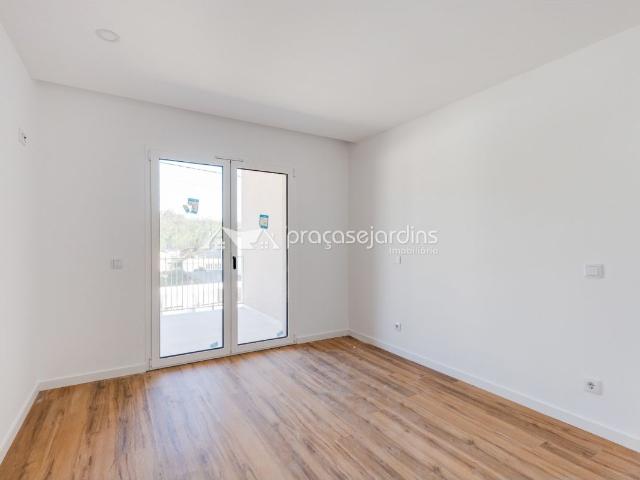 Apartamento alugar em Caranguejeira, Leiria