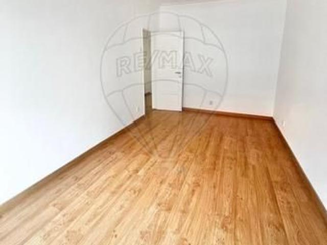Apartamento alugar em Almada, Cristo-Rei