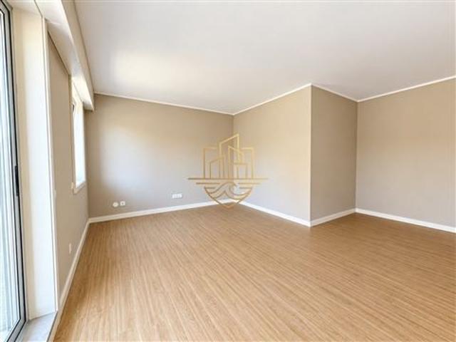 Apartamento alugar em Carreiros, Porto