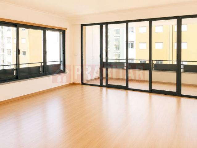 Apartamento alugar em Coimbrã, Sé Nova