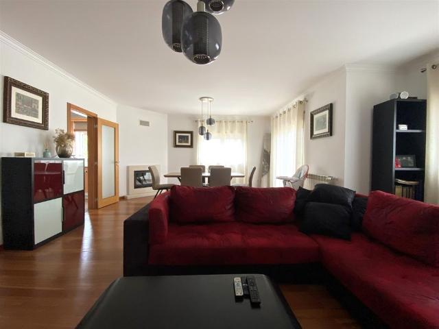 Apartamento alugar em Bairro dos Capuchos, Leiria