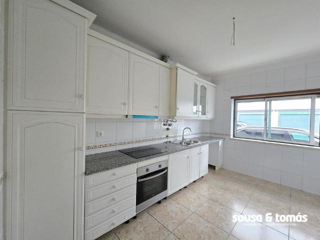 Apartamento alugar em Bairro dos Capuchos, Leiria