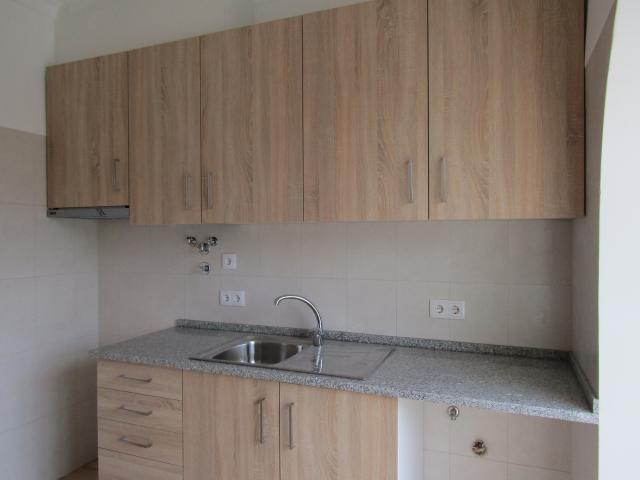 Apartamento alugar em Santa Clara, Lisboa