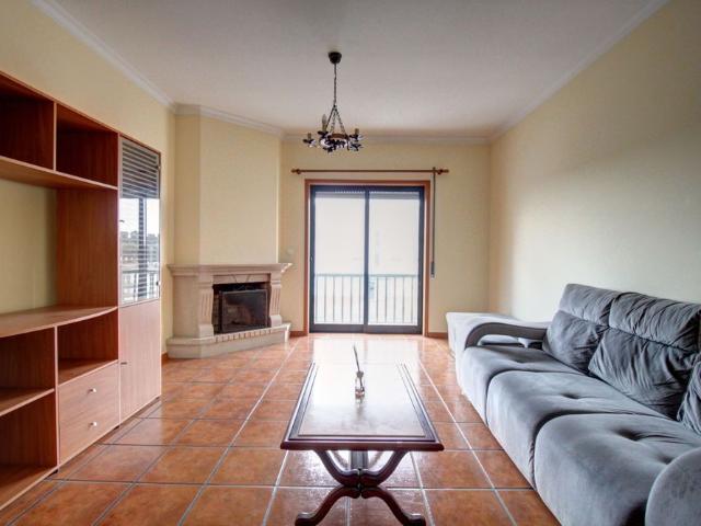 Apartamento alugar em Oliveira Do Bairro, Aveiro