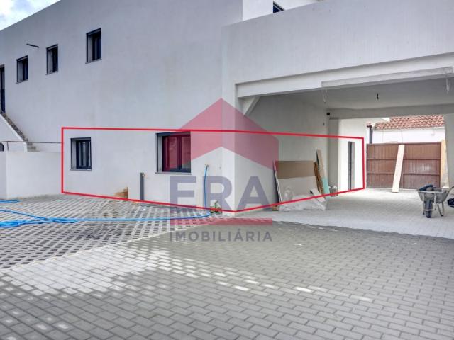 Apartamento venda em Camarnais, Bombarral