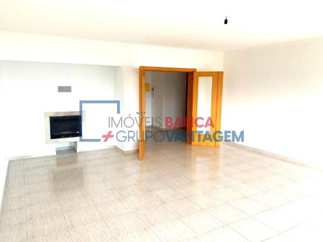 Apartamento venda em Azambuja, Lisboa