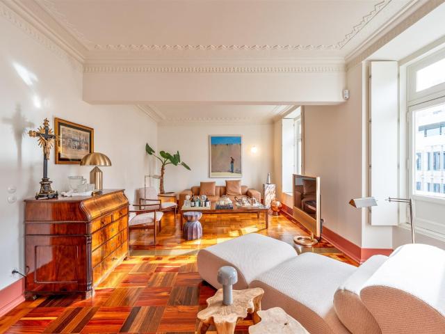 Apartamento venda em Santo António, Lisboa