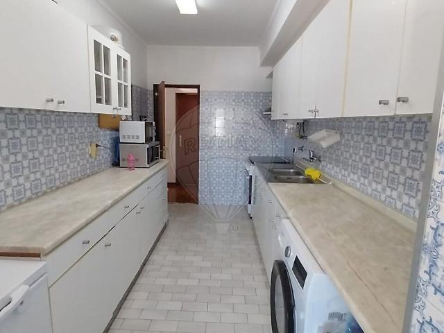 Apartamento venda em Damaia de Baixo, Amadora