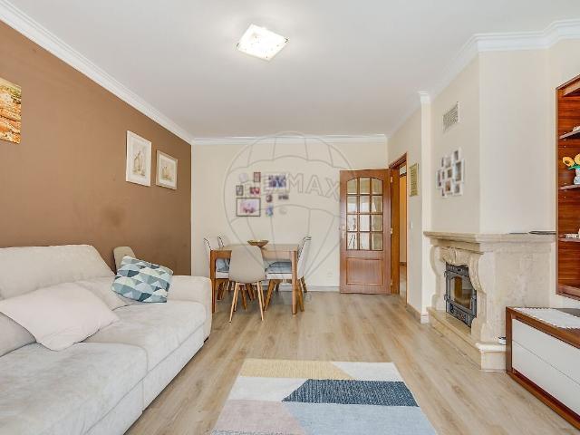 Apartamento venda em Algueirão, Algueirão-Mem Martins