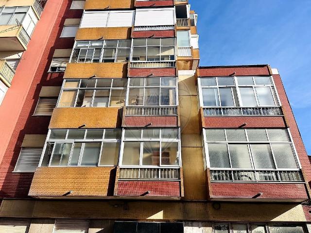 Apartamento venda em Bairro do Rego, Lisboa