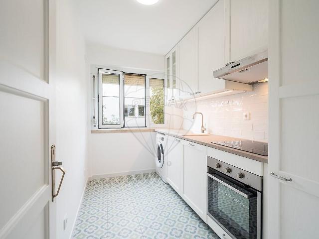 Apartamento venda em Pedrouços, Lisboa