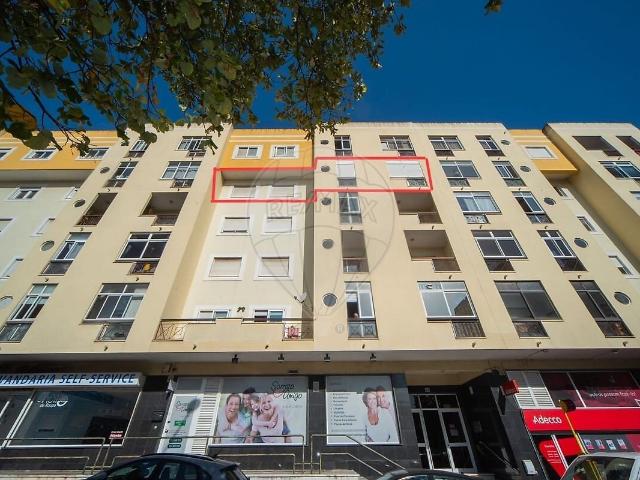 Apartamento venda em Cacém, Cacém e São Marcos
