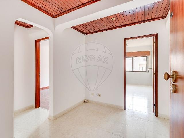 Apartamento venda em Barcarena, Oeiras