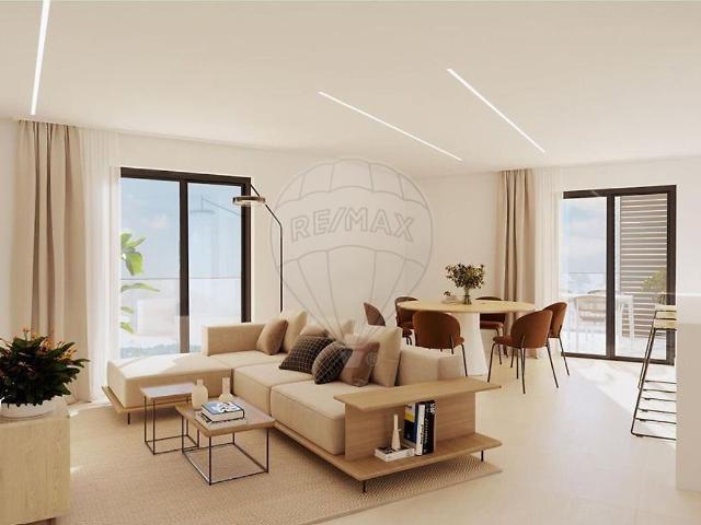 Apartamento venda em Castelo, Sesimbra