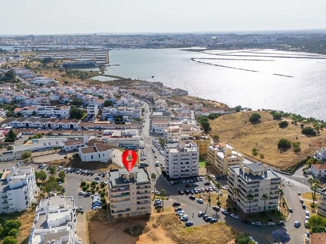 Apartamento venda em Mexilhoeira da Carregação, Estômbar e Parchal