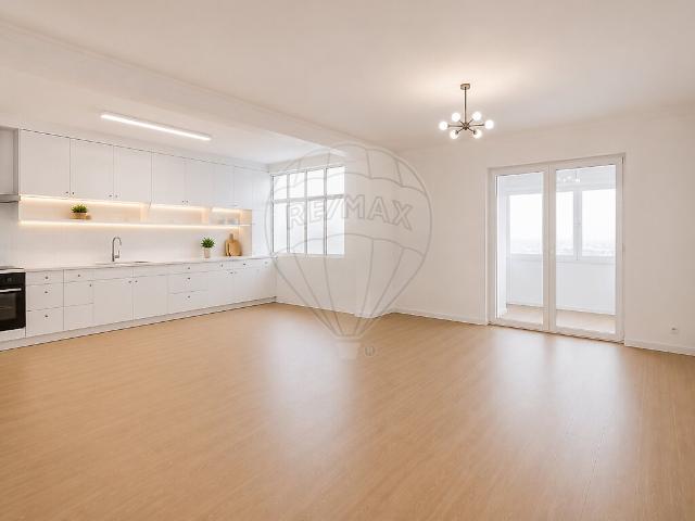 Apartamento venda em Venda Nova, Amadora