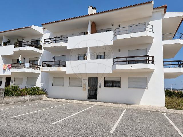 Apartamento venda em Ferrel, Peniche