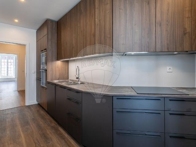 Apartamento venda em Misericórdia, Lisboa
