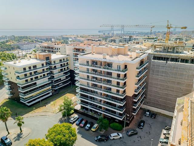 Apartamento venda em Terraços da Ponte, Santiago Dos Velhos