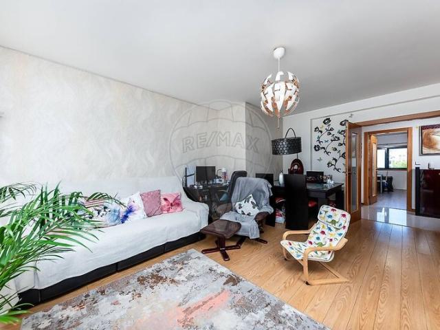 Apartamento venda em Santiago Dos Velhos, Lisboa