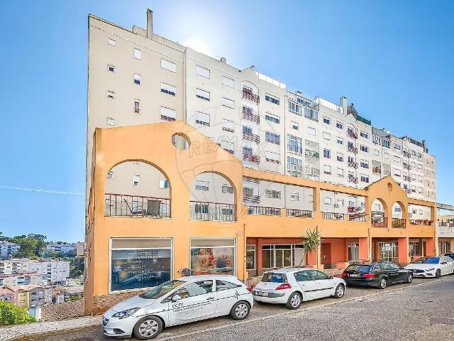 Apartamento venda em Monte Abraão, Massamá e Monte Abraão
