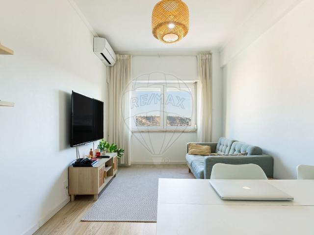 Apartamento venda em Amorosa, Odivelas