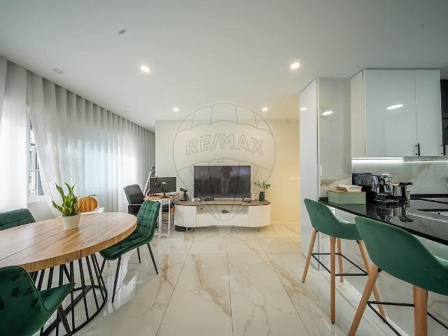 Apartamento venda em Patameiras, Odivelas