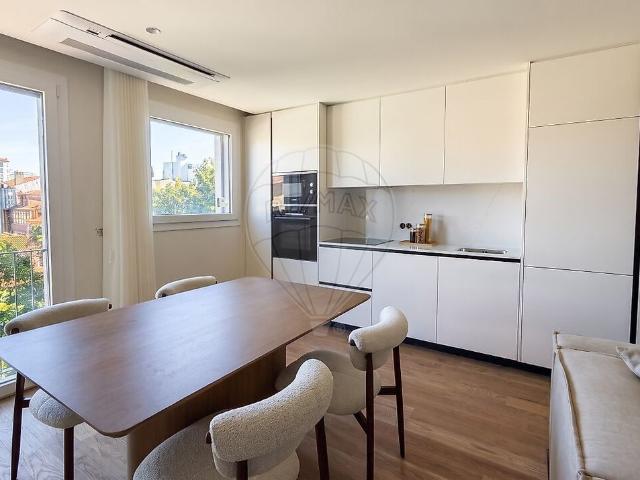 Apartamento venda em Barrocas, Porto