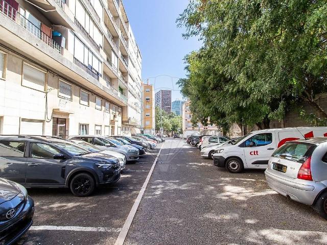 Apartamento venda em Quinta das Laranjeiras, Lisboa