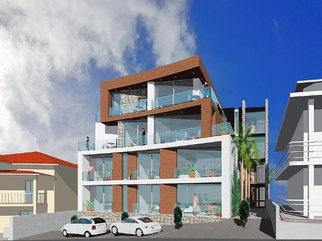 Apartamento venda em Câmara De Lobos, Ilha Da Madeira
