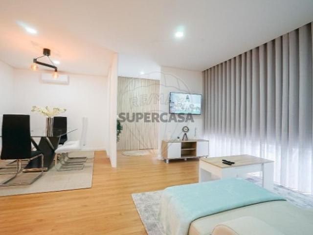 Casa venda em Póvoa De Lanhoso, Portela