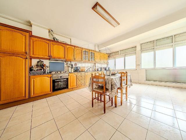 Apartamento venda em Barruncho, Odivelas
