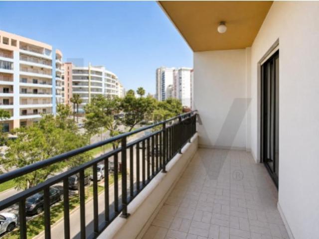 Casa venda em Albufeira e Olhos de Água, Albufeira