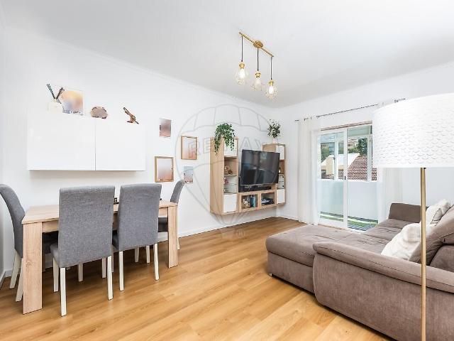 Apartamento venda em Quinta da Portela, Belas