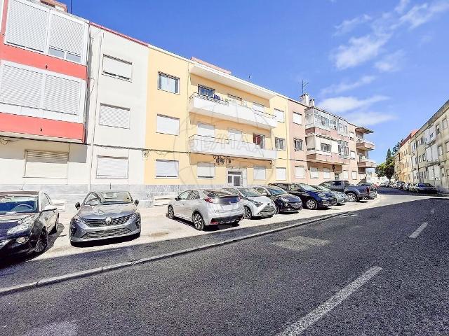 Apartamento venda em Vale de Carenque, Queluz