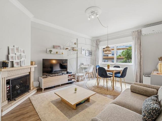 Apartamento venda em Casal da Carregueira, Belas