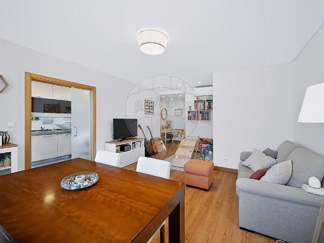 Apartamento venda em Jardim da Amoreira, Odivelas