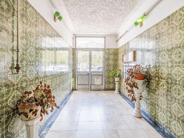 Apartamento venda em Rio de Mouro, Lisboa