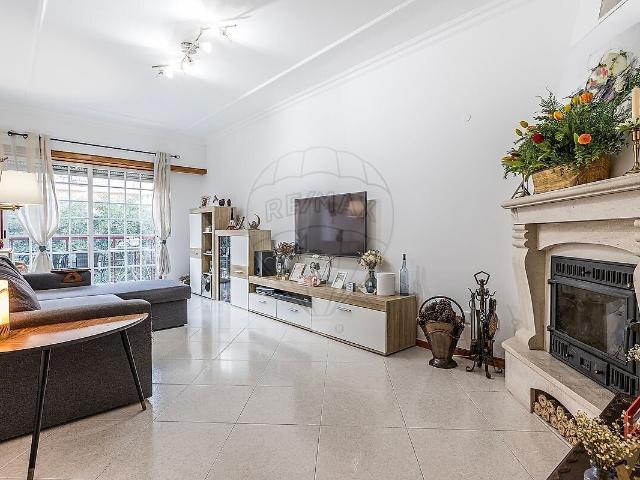 Apartamento venda em Serra das Minas, Rio de Mouro