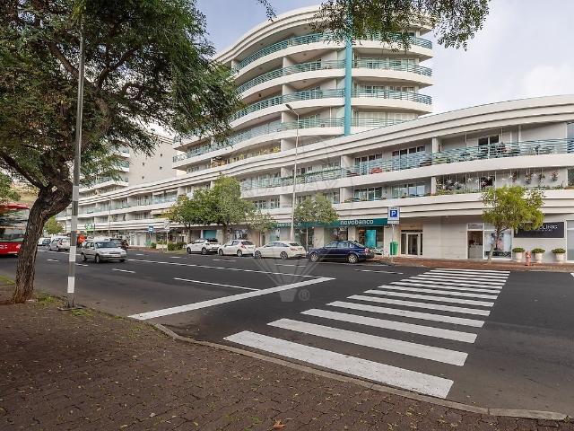 Apartamento venda em Areeiro, Funchal