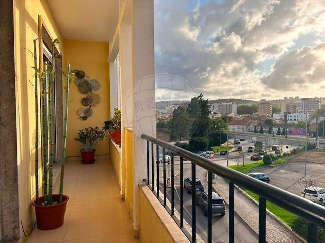 Apartamento venda em Pinheirinhos, Setúbal