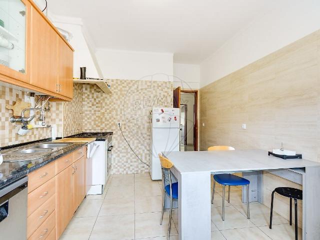 Apartamento venda em Quinta da Courela, Seixal