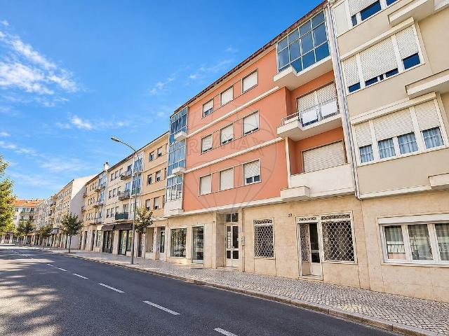 Apartamento venda em Reboleira, Amadora