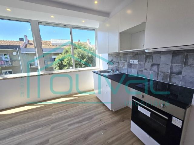 Apartamento venda em Damaia, Amadora